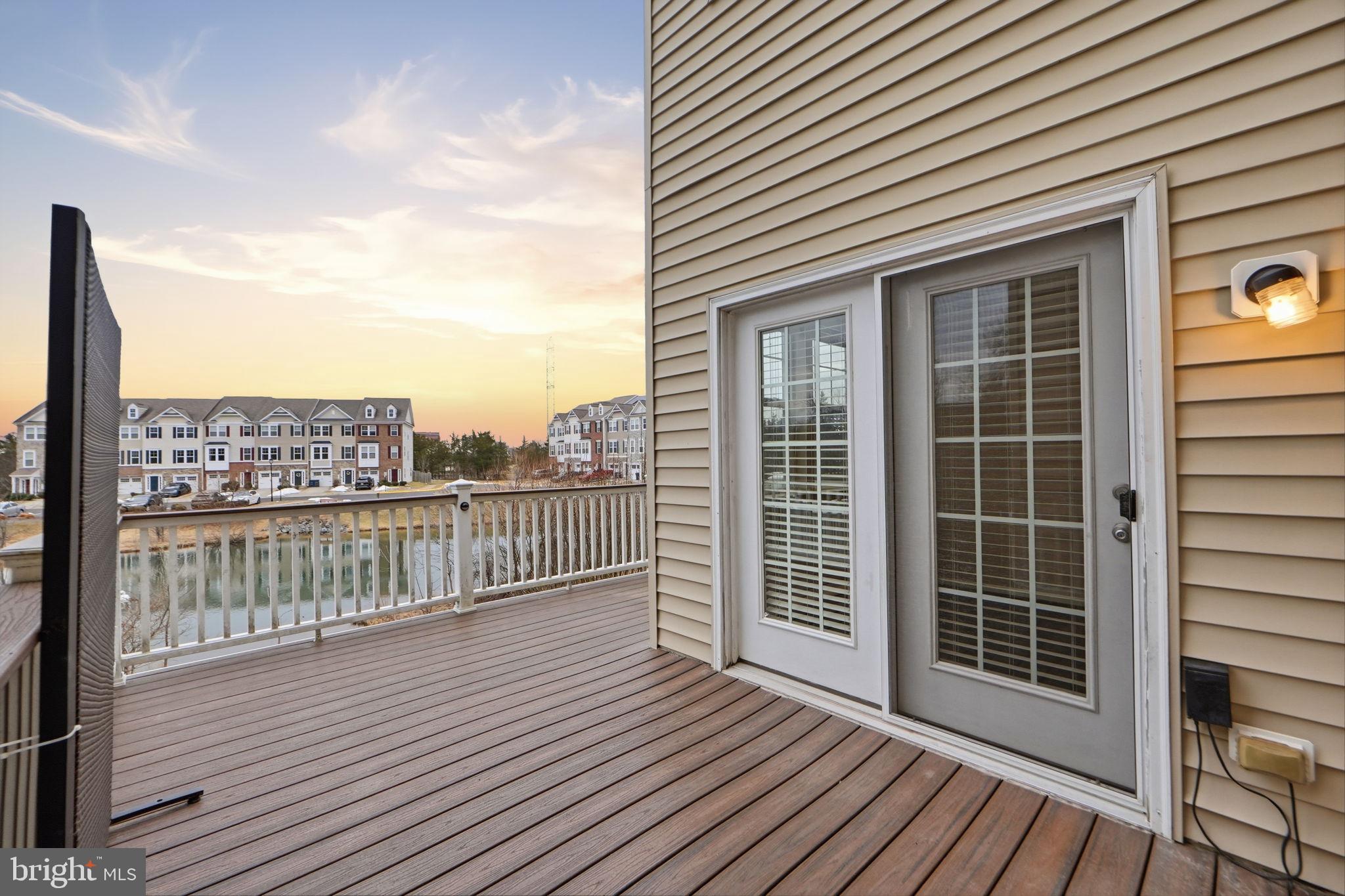 43593 MIRROR TERRACE