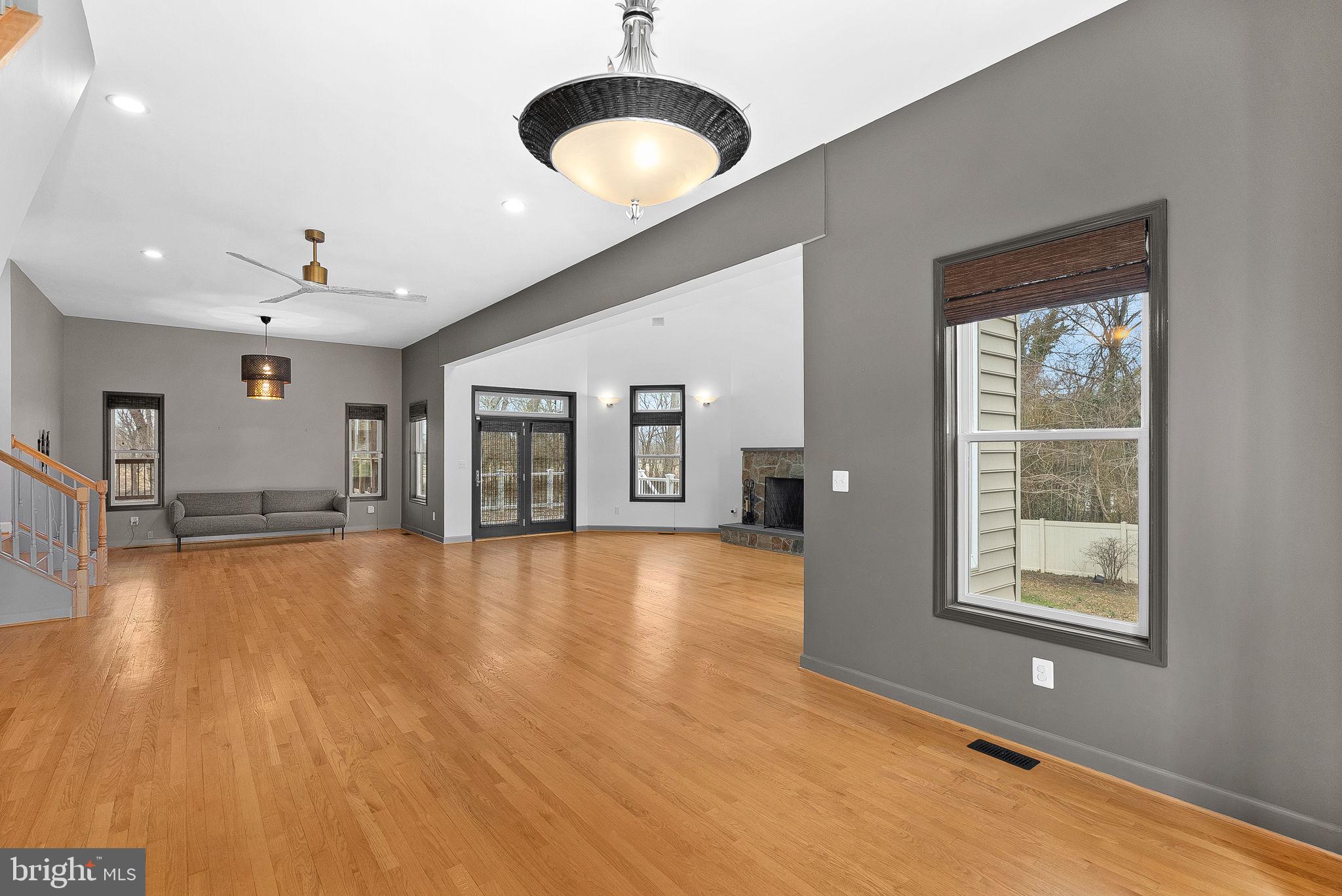 19451 YOUNGS CLIFF ROAD