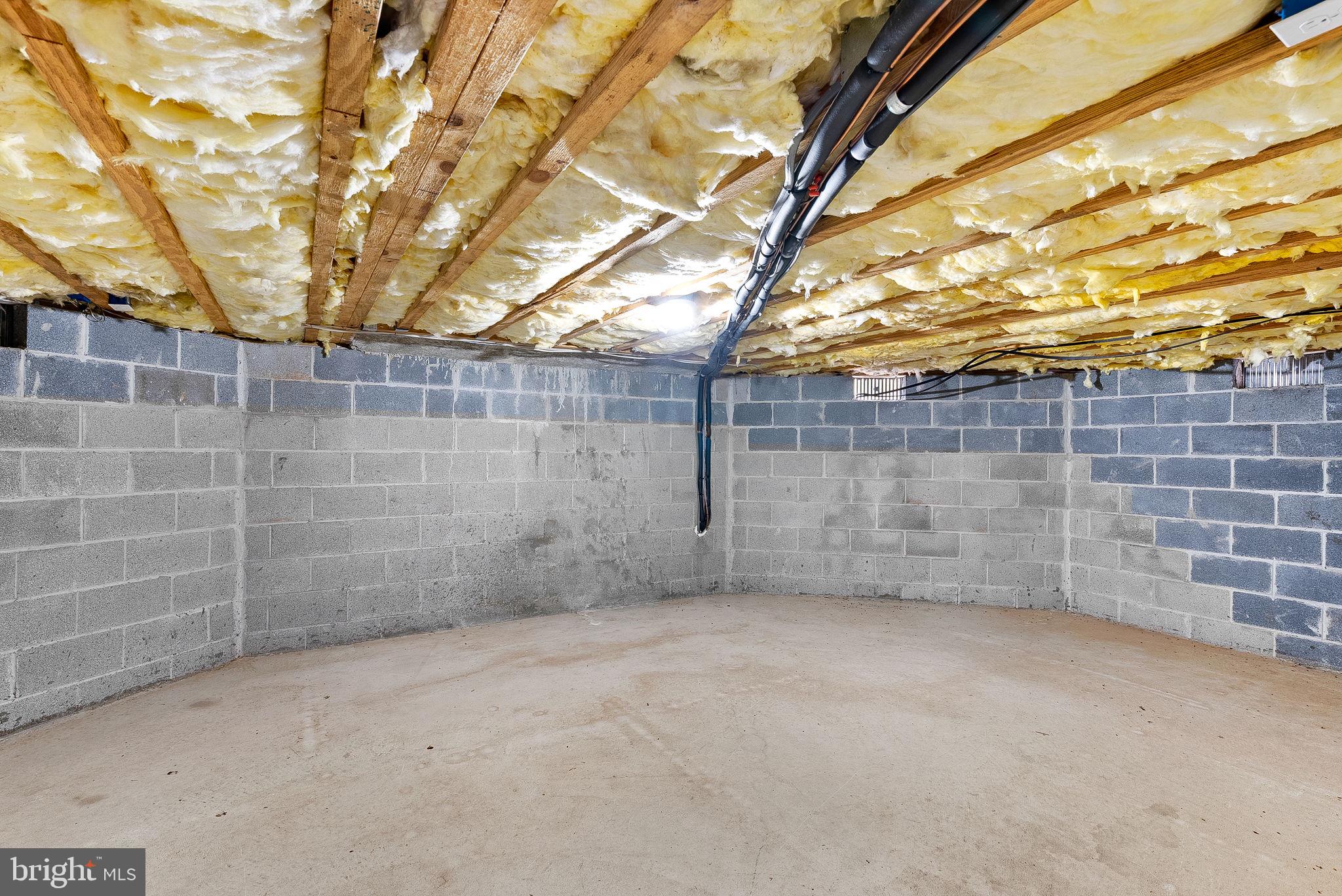 19451 YOUNGS CLIFF ROAD