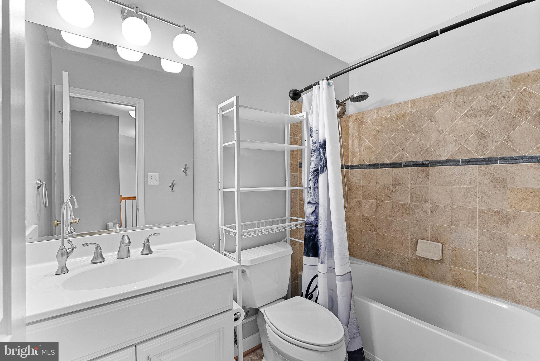 19451 YOUNGS CLIFF ROAD