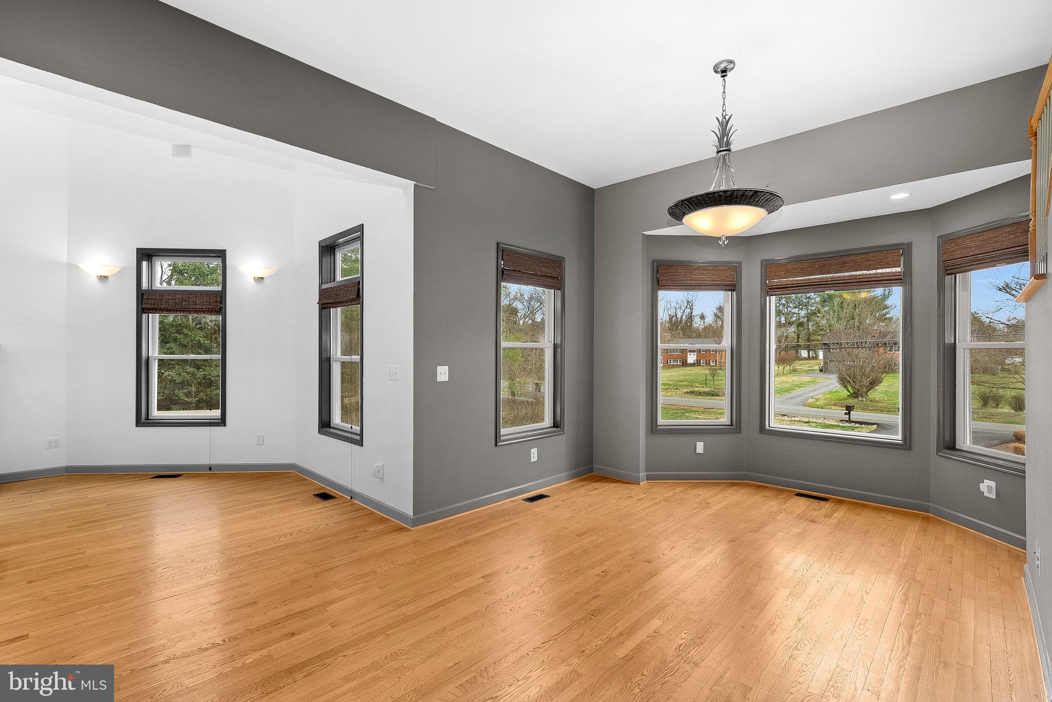 19451 YOUNGS CLIFF ROAD