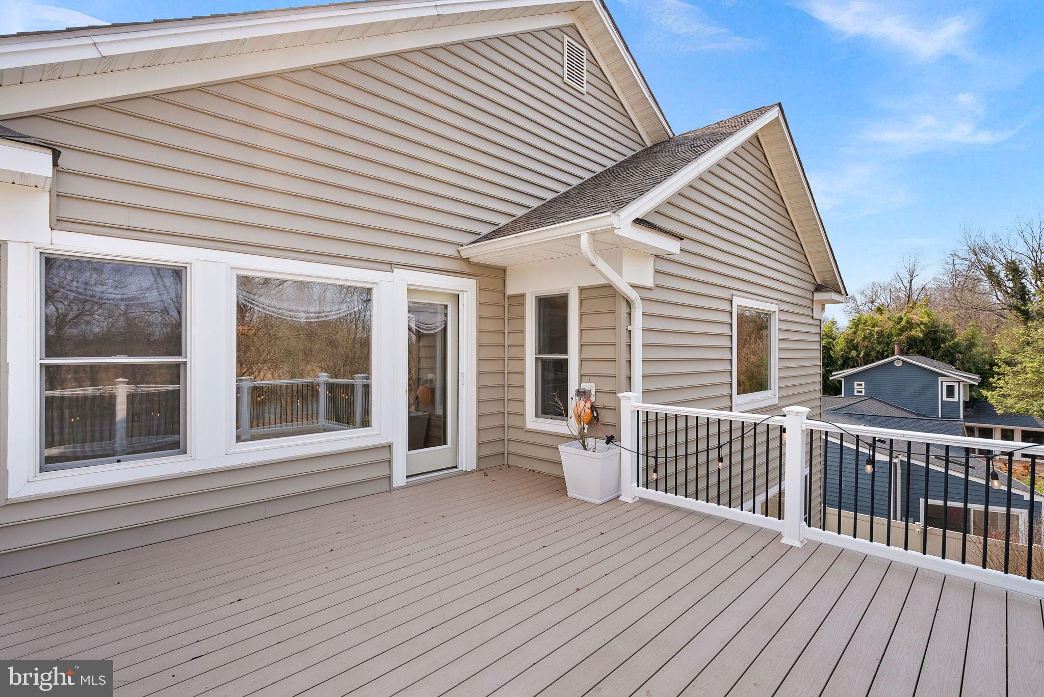 19451 YOUNGS CLIFF ROAD