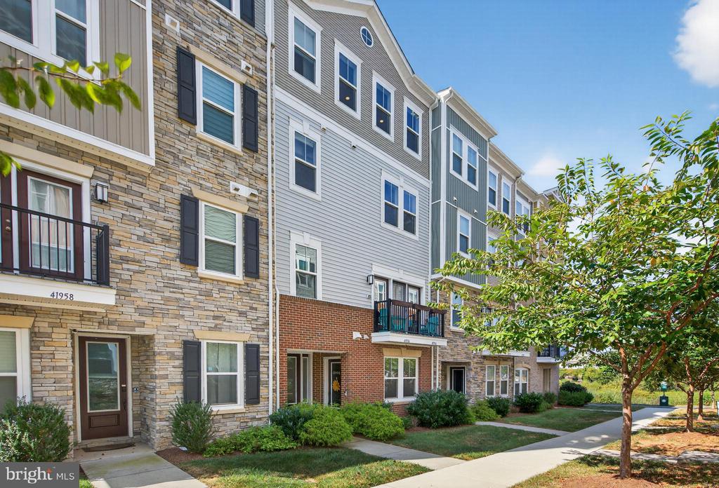 41956 PICKWICK MILL TERRACE