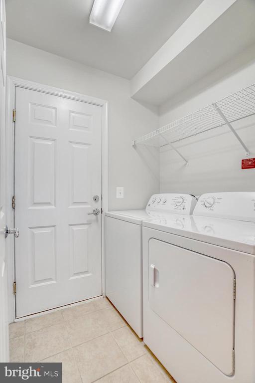 22442 SNOW POWDER TERRACE
