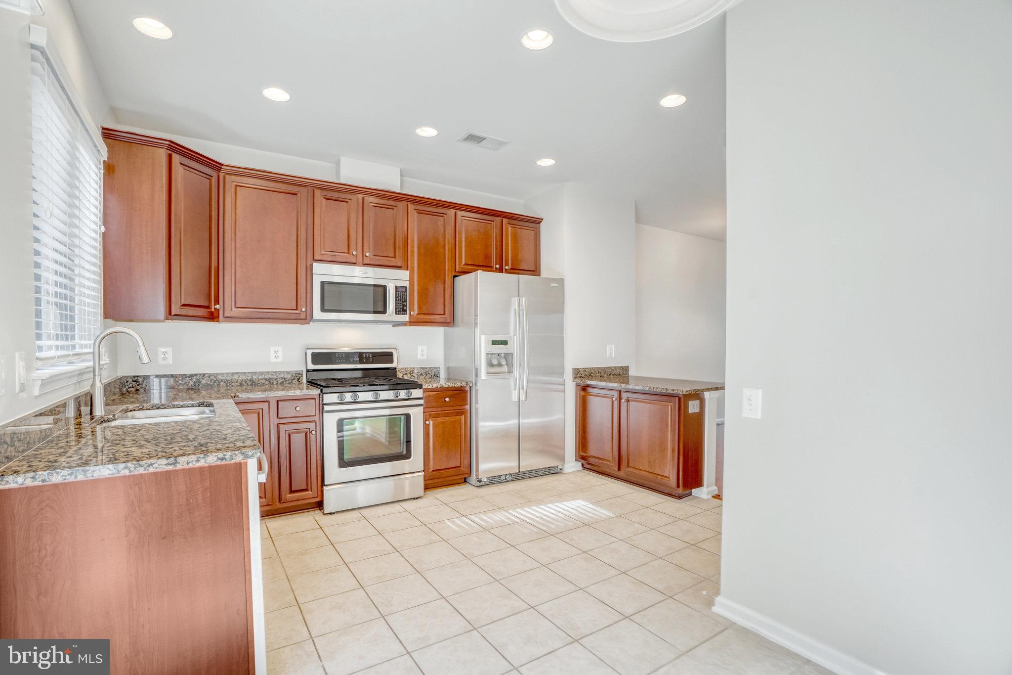 22442 SNOW POWDER TERRACE