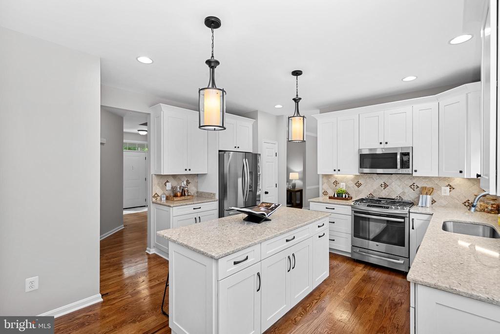 21404 CHICKACOAN TRAIL DRIVE