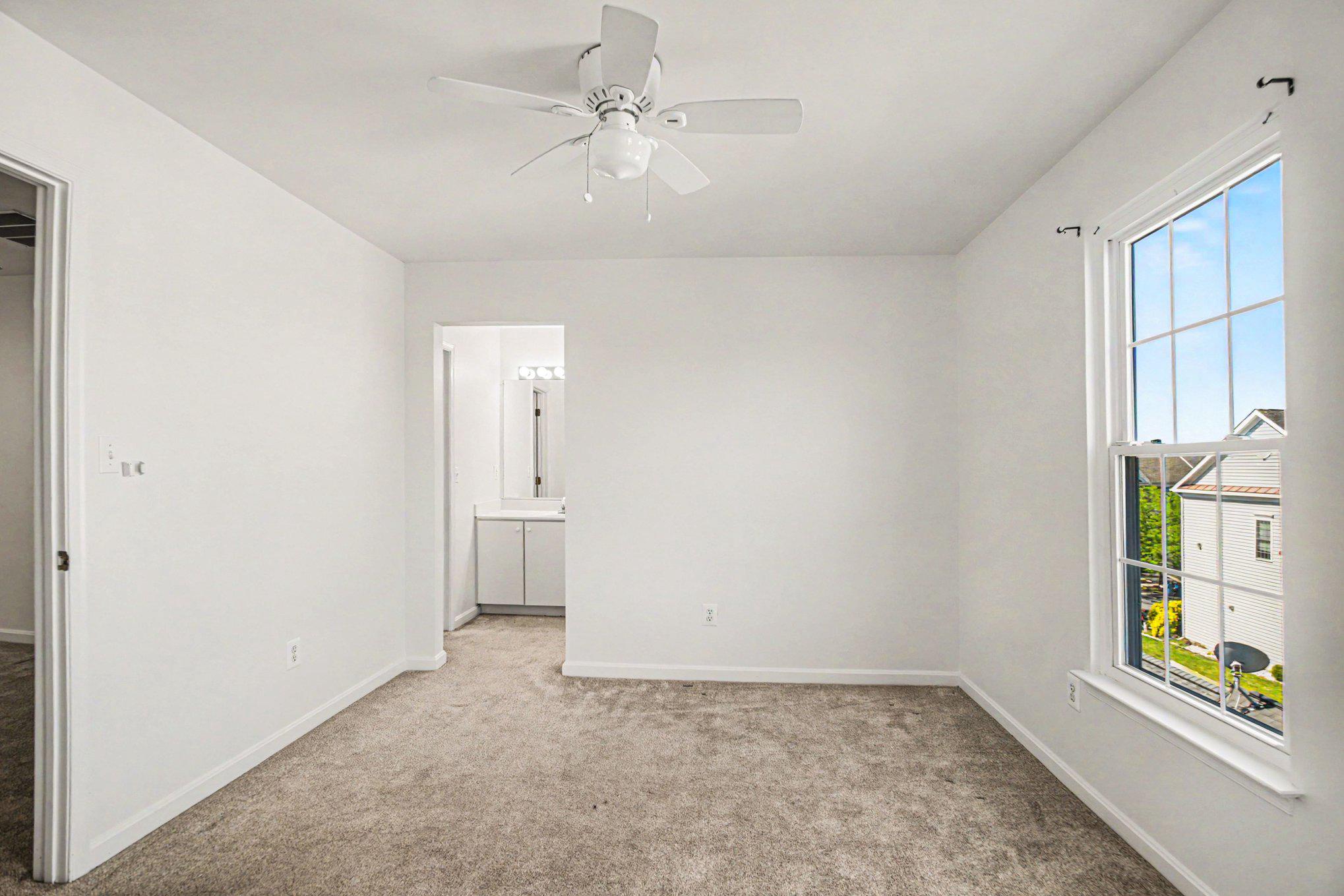 26065 LANDS END DRIVE