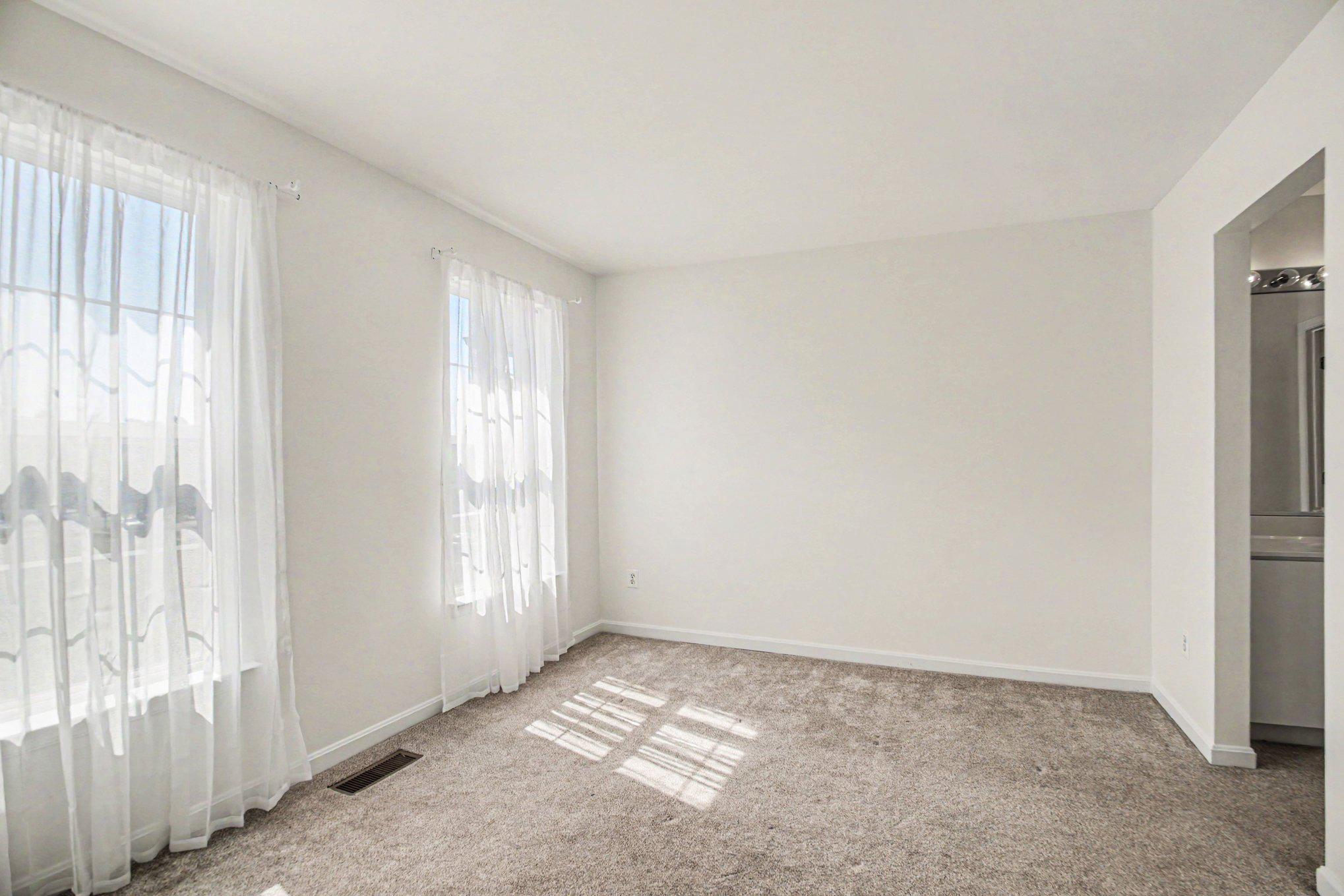 26065 LANDS END DRIVE