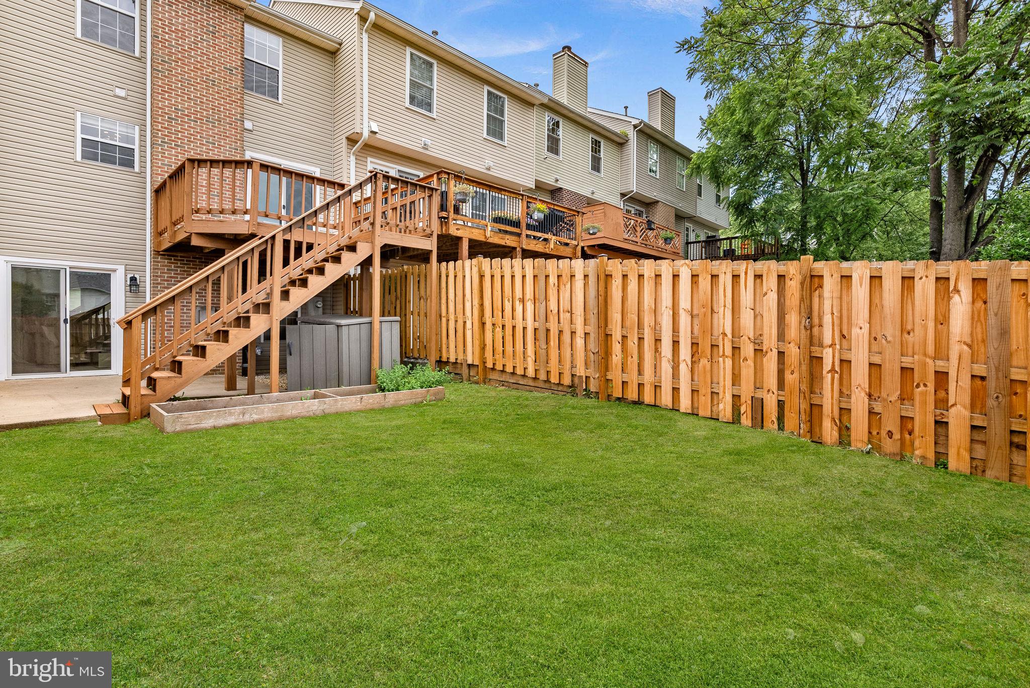 612 TAMMY TERRACE SE