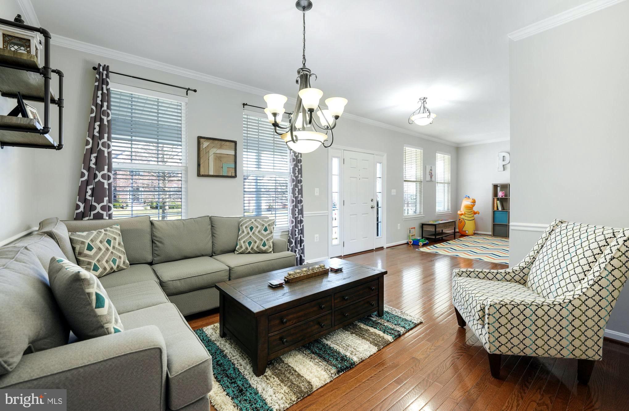 14496 Sharpshinned Dr