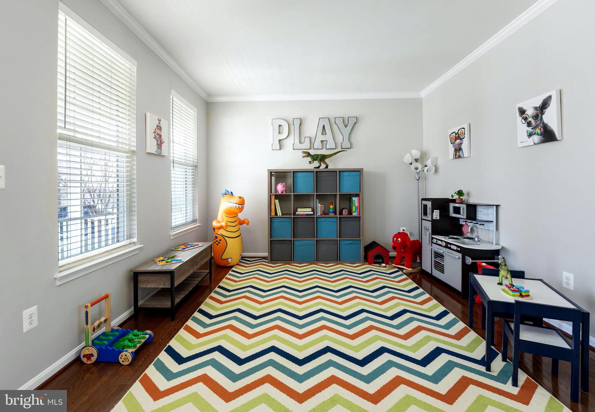 14496 Sharpshinned Dr