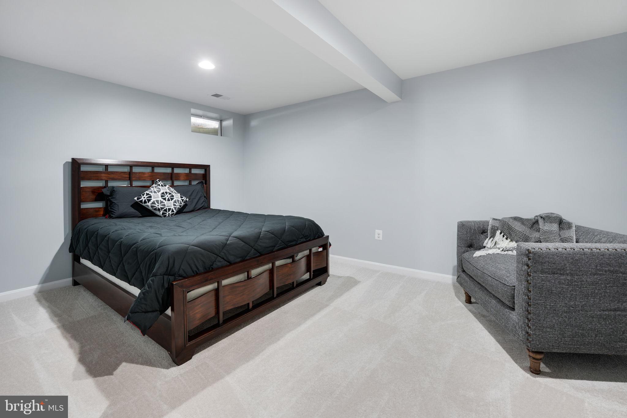 14496 Sharpshinned Dr