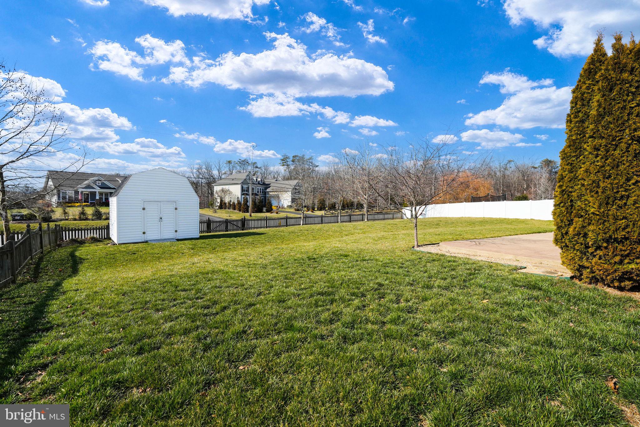 14496 Sharpshinned Dr