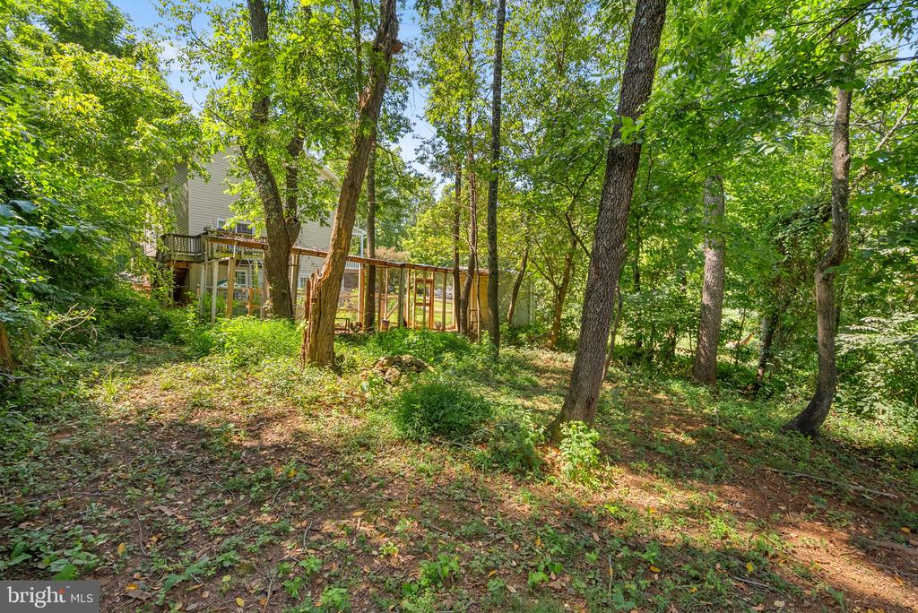 15 OAK HEIGHTS ROAD