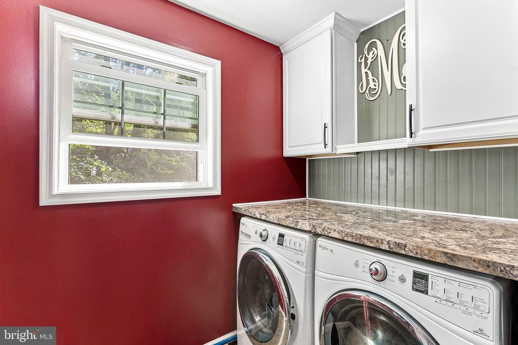 15 OAK HEIGHTS ROAD