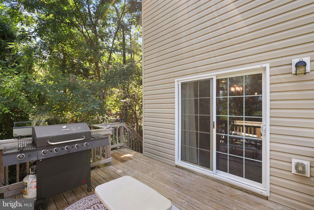 15 OAK HEIGHTS ROAD