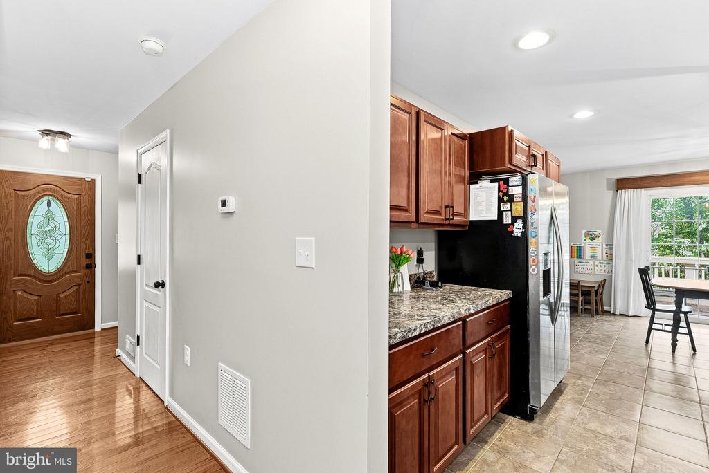 15 OAK HEIGHTS ROAD