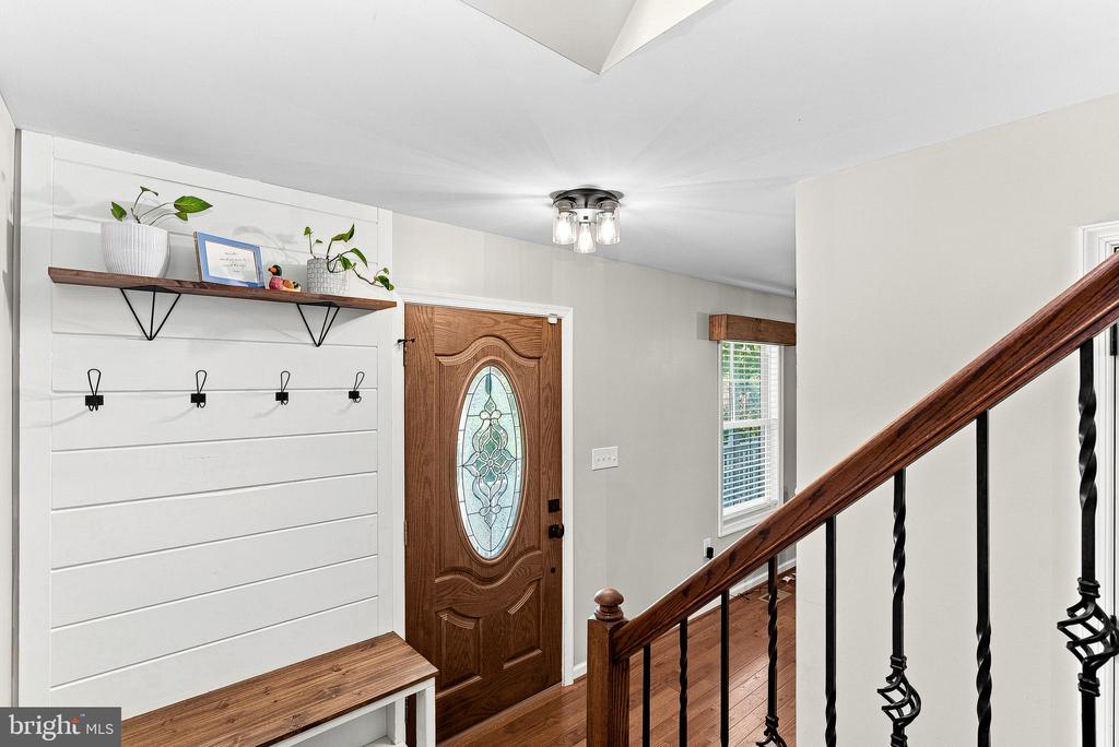 15 OAK HEIGHTS ROAD