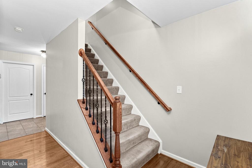 15 OAK HEIGHTS ROAD