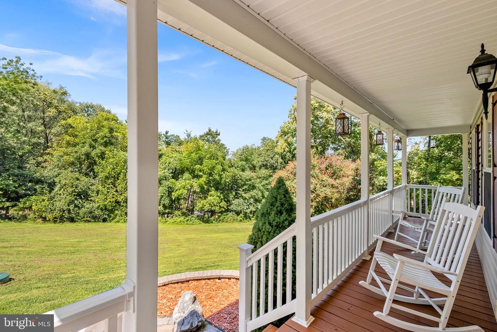 15 OAK HEIGHTS ROAD