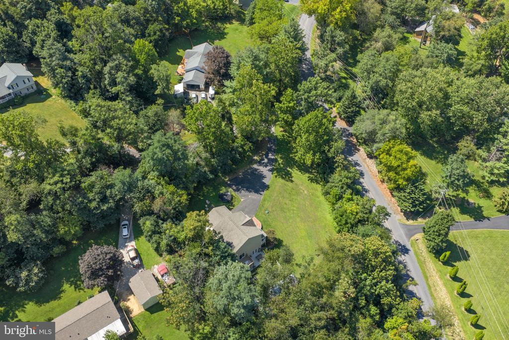 15 OAK HEIGHTS ROAD