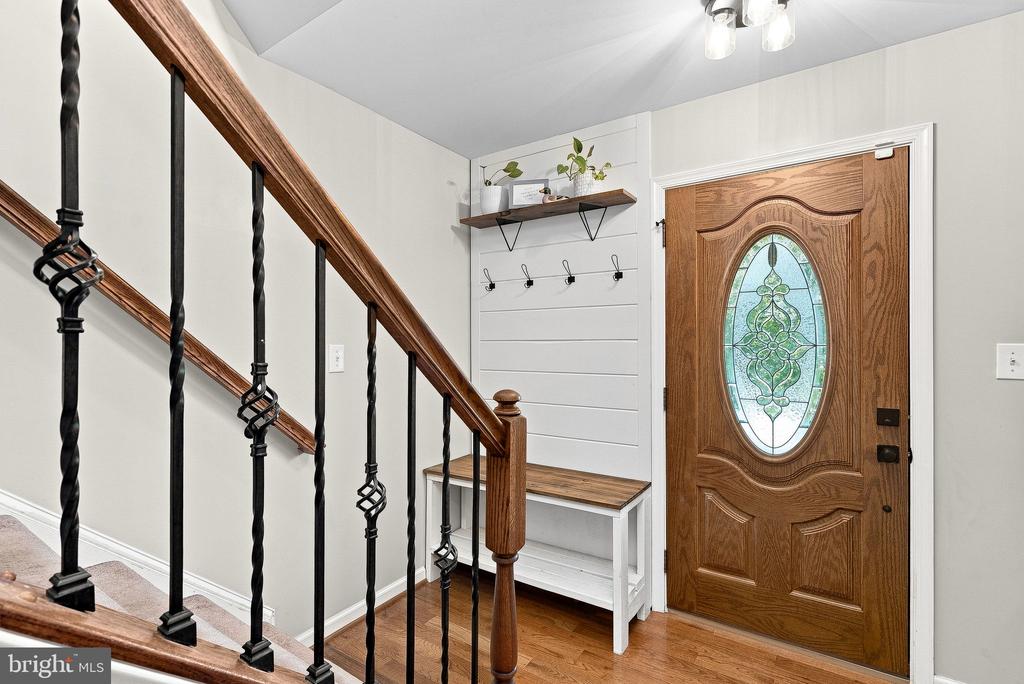 15 OAK HEIGHTS ROAD