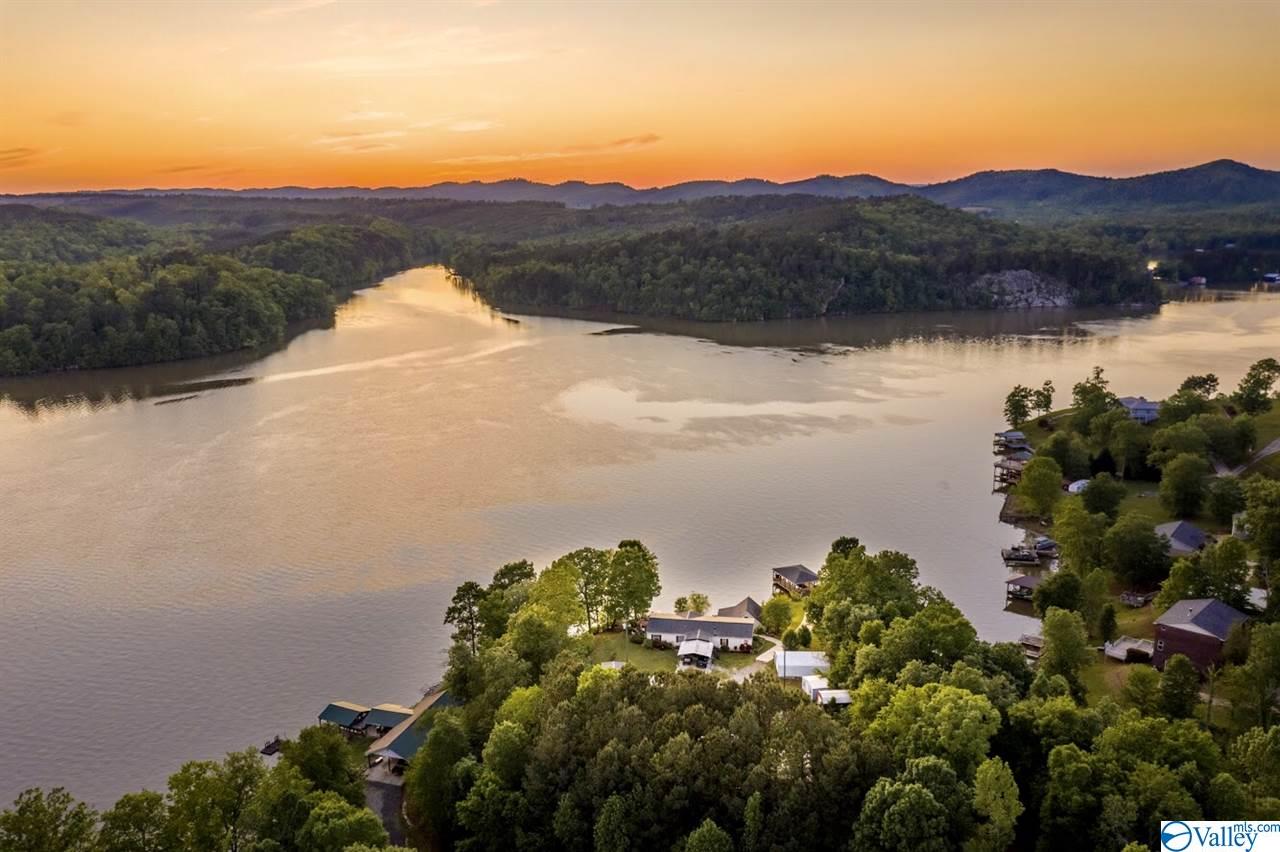 1897 Mohawk Cliff Road