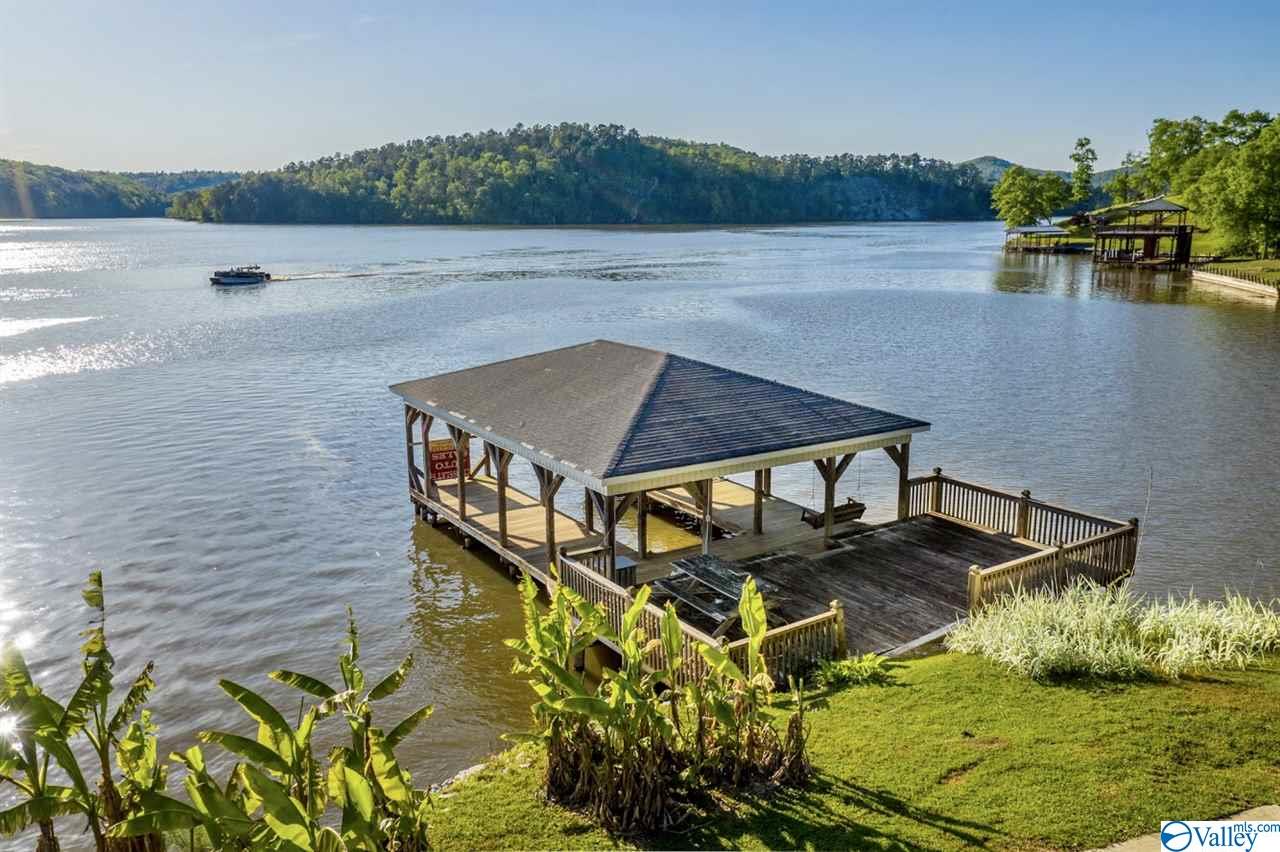 1897 Mohawk Cliff Road