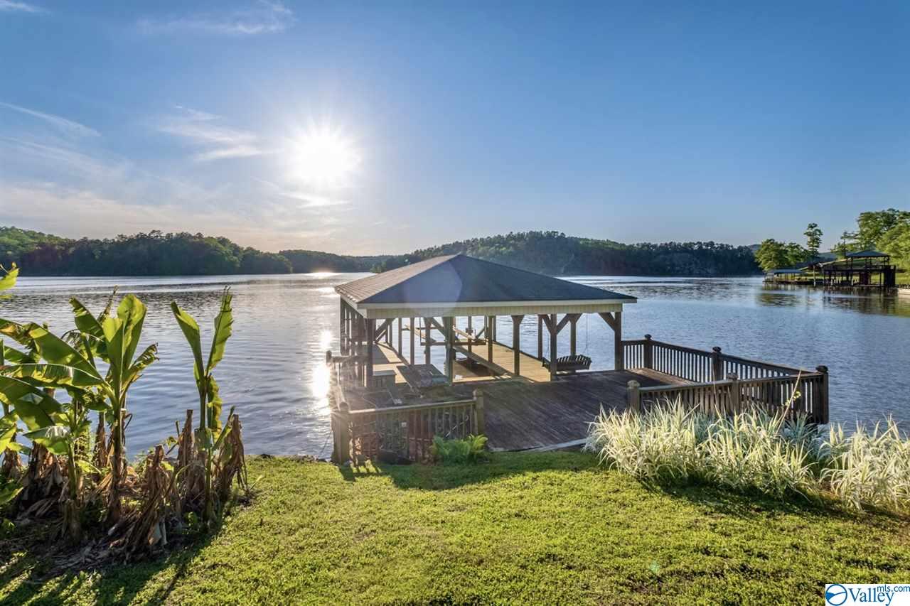 1897 Mohawk Cliff Road