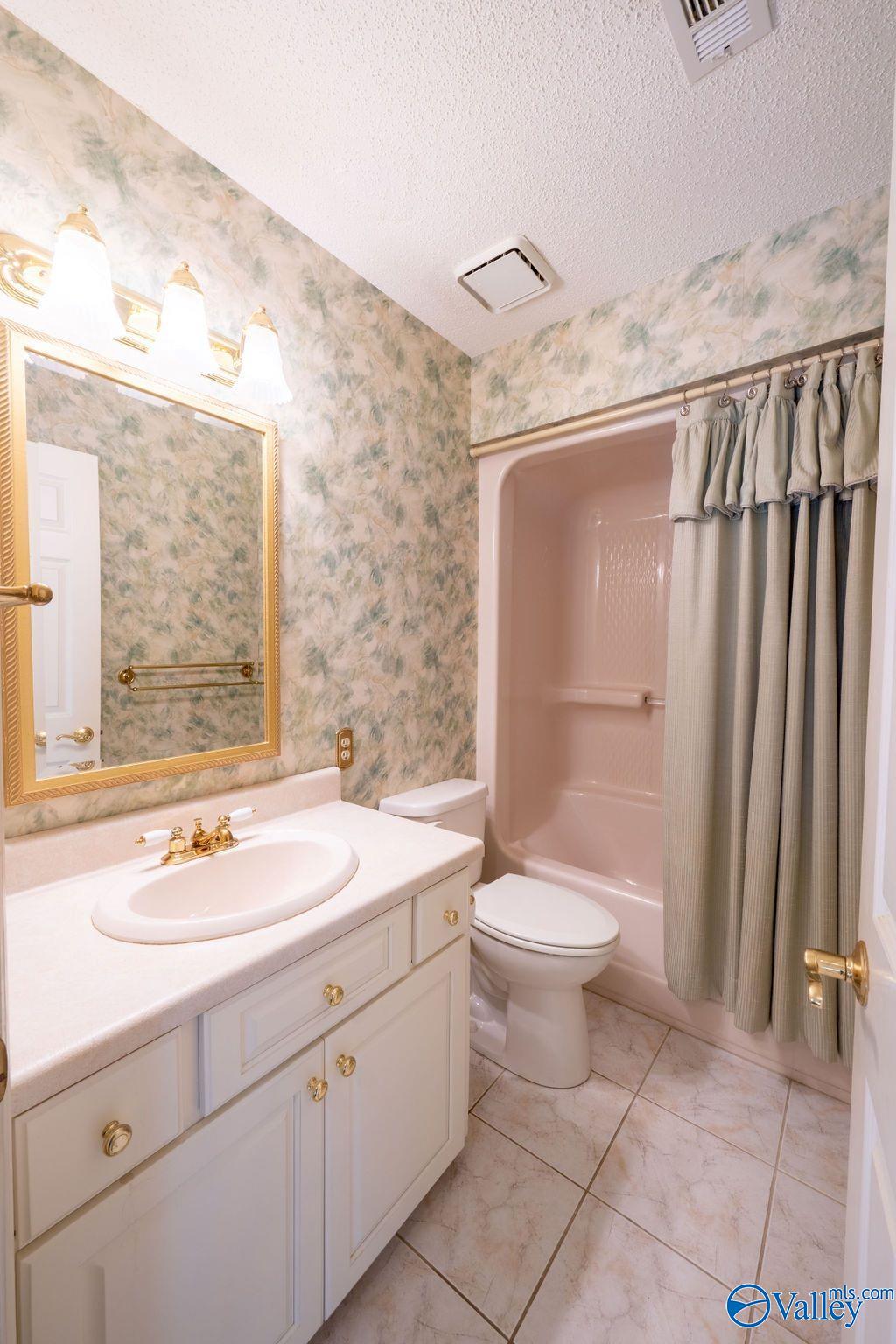 107 Fiddlers Folly Road