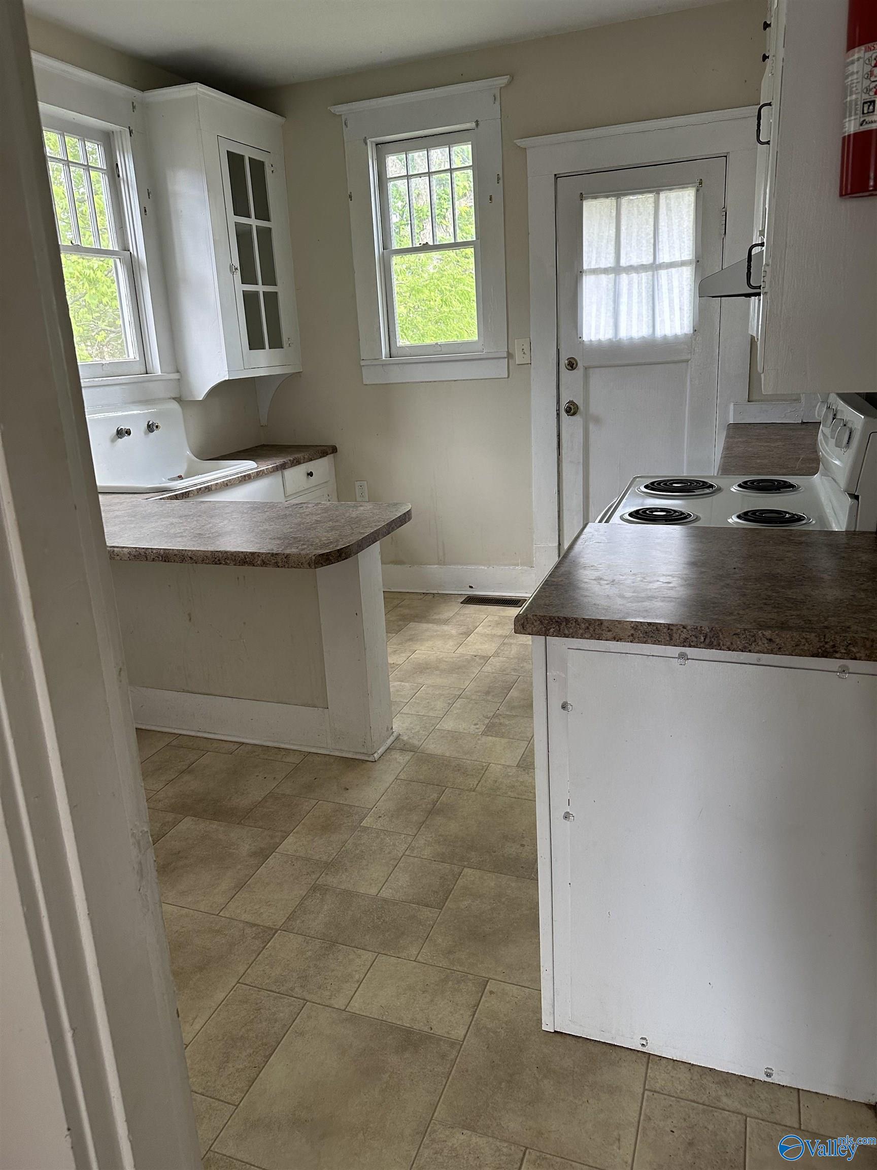 218 NE Hughes Avenue