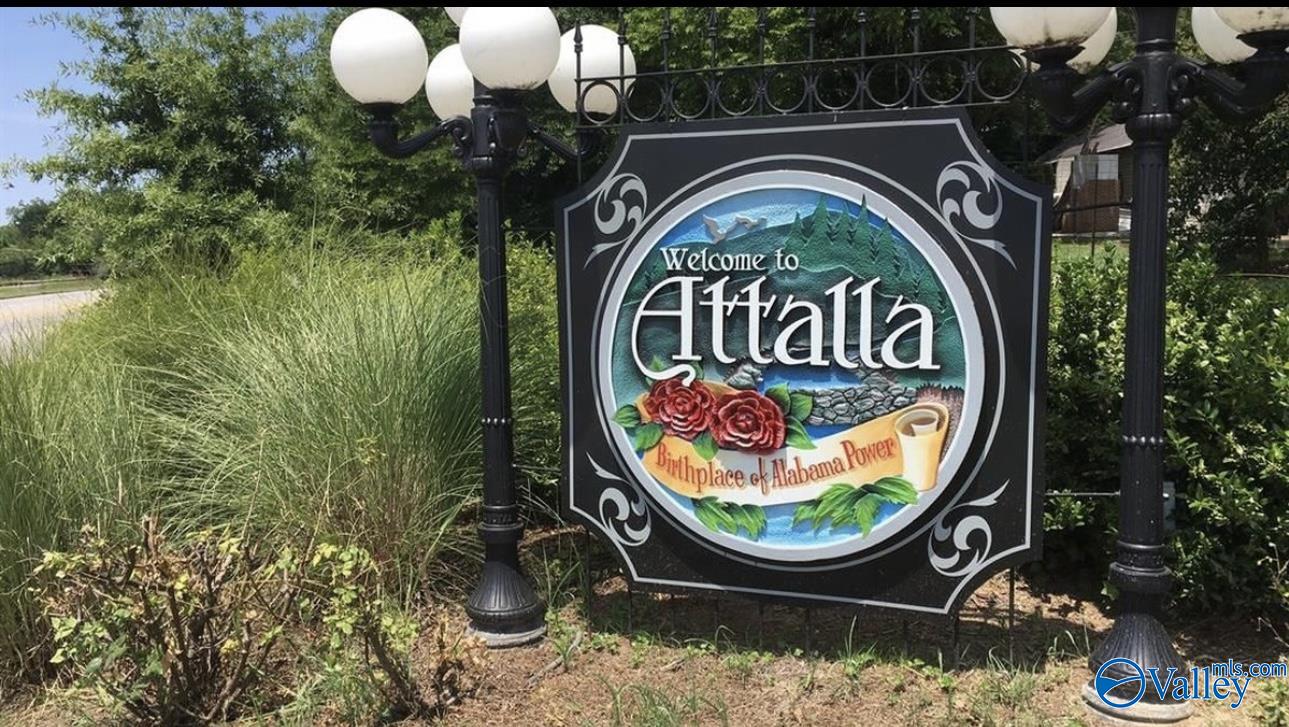 218 NE Hughes Avenue