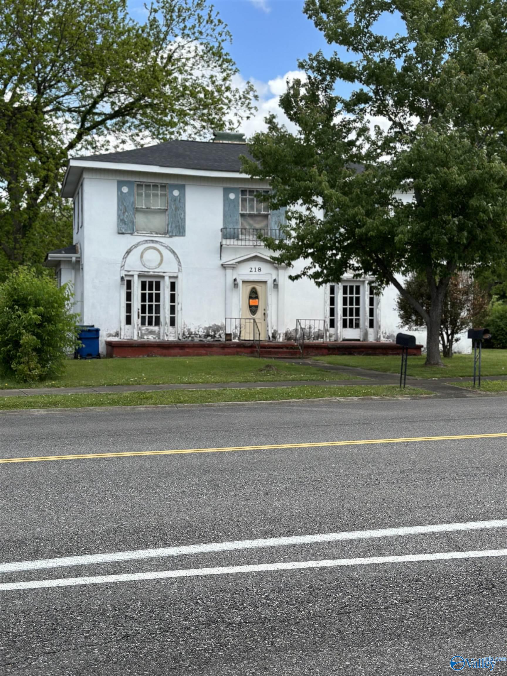 218 NE Hughes Avenue