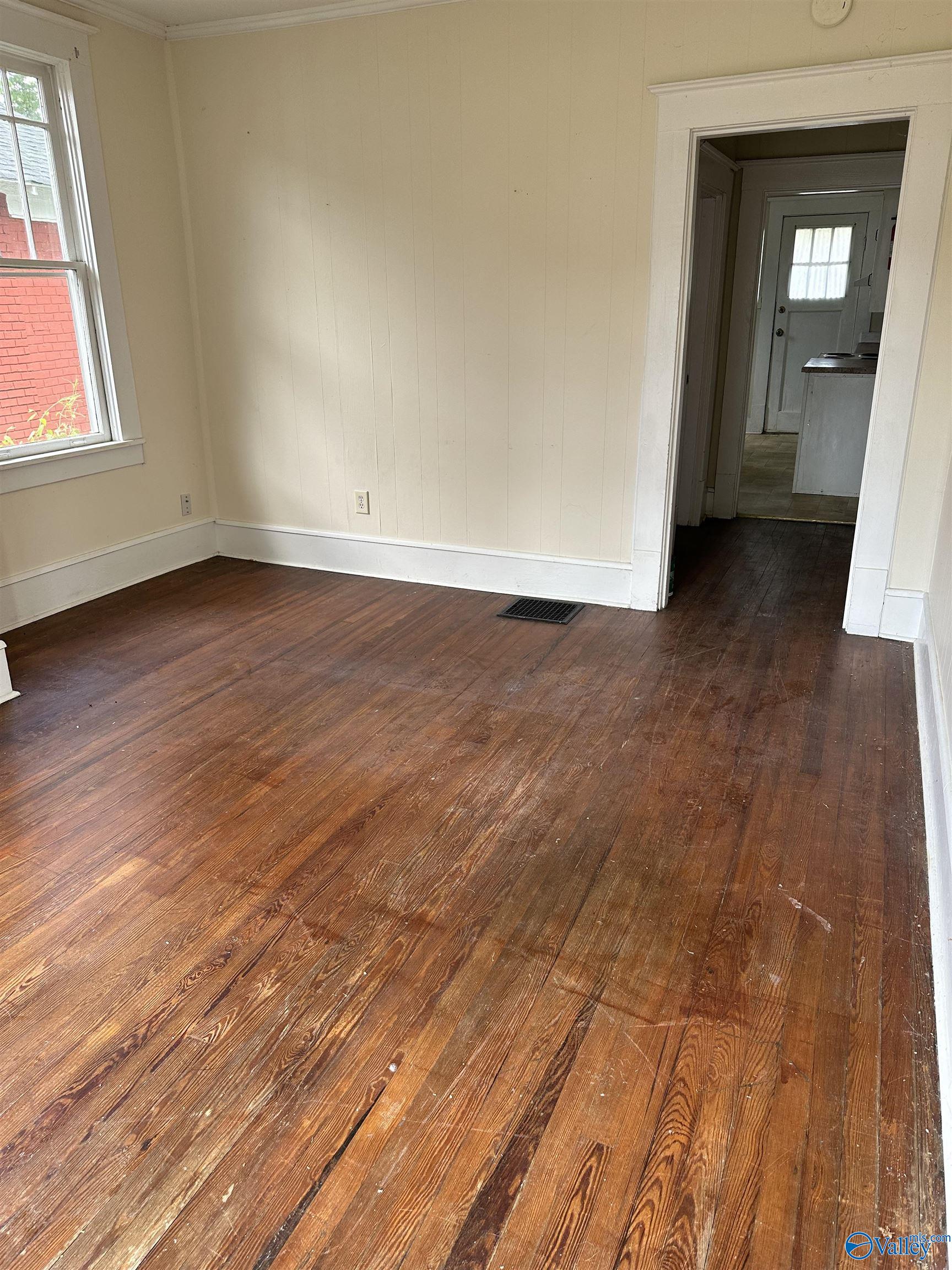 218 NE Hughes Avenue