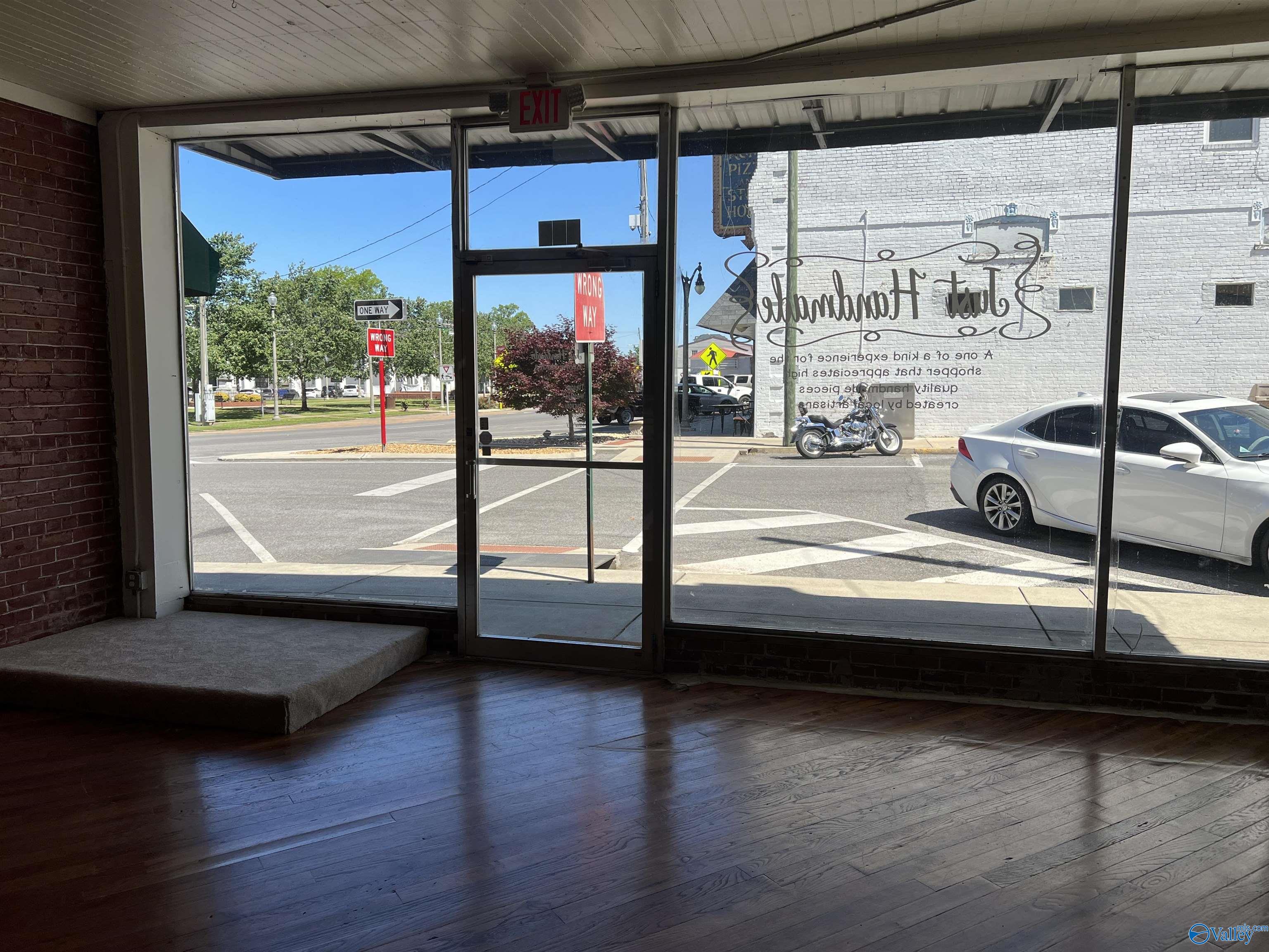 109 Ladiga Street SE