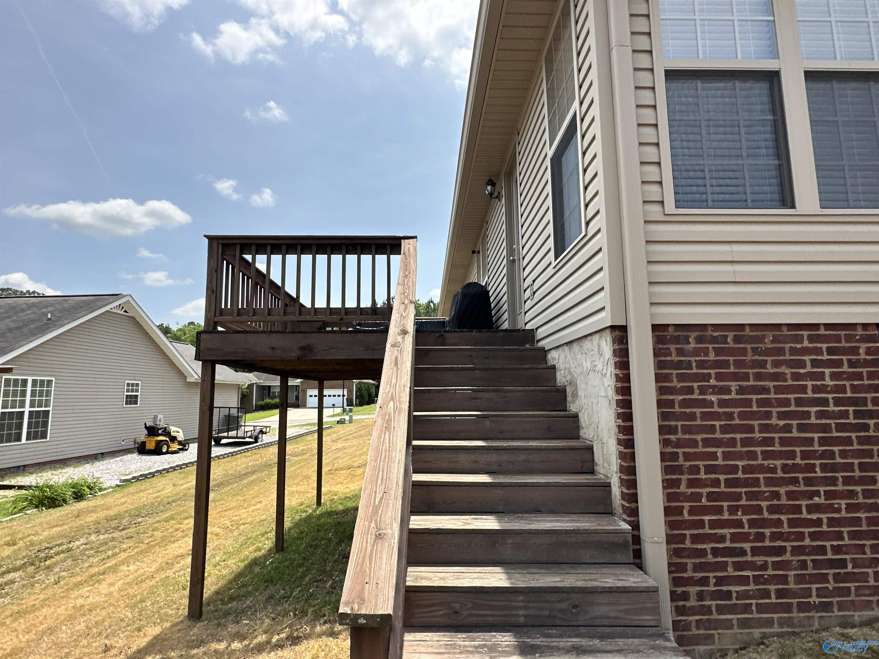 3062 Lakeview Circle