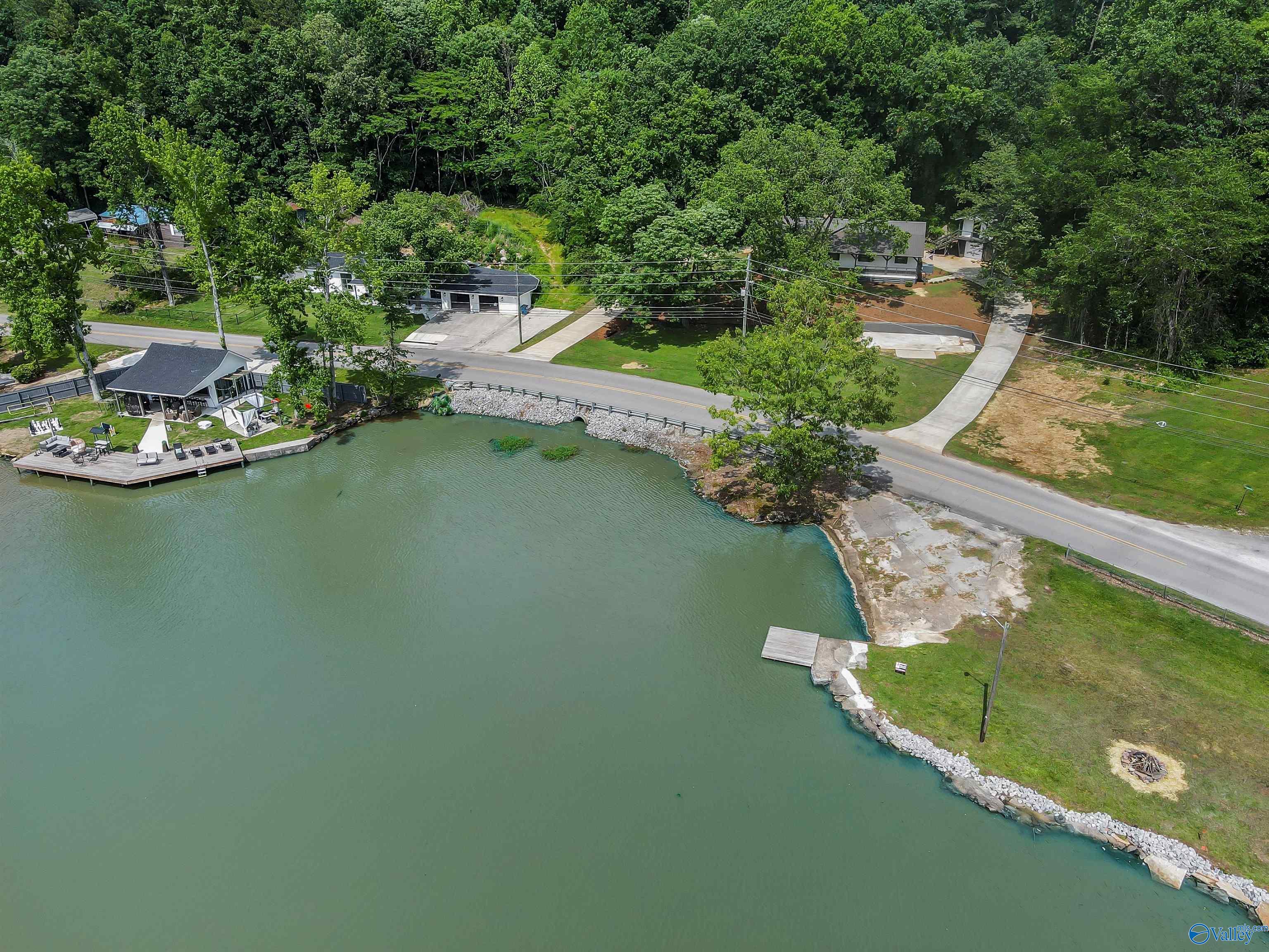 251 Riddles Bend Road