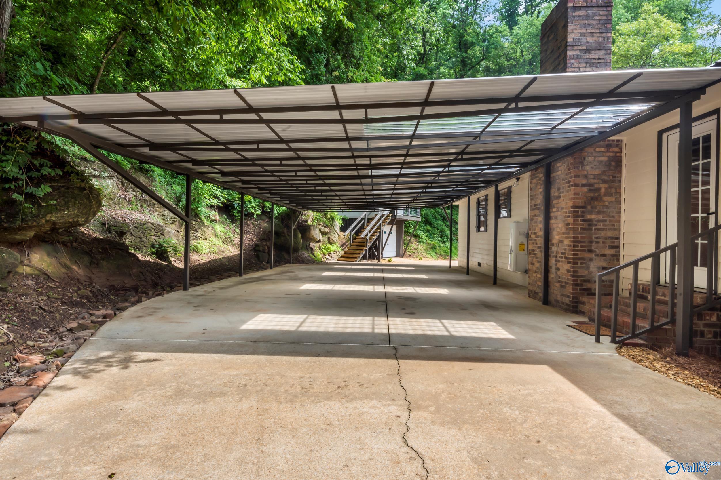 251 Riddles Bend Road
