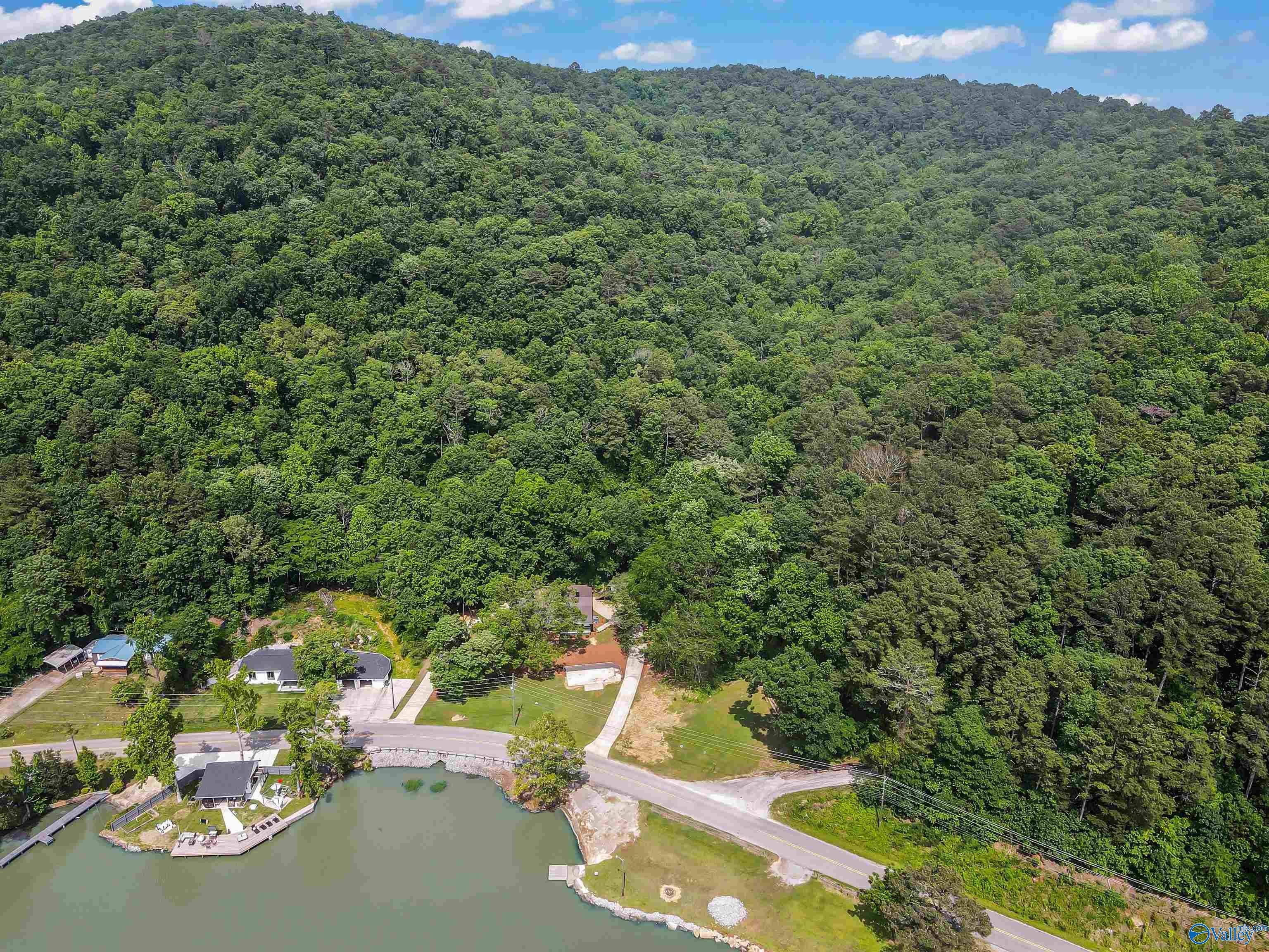 251 Riddles Bend Road