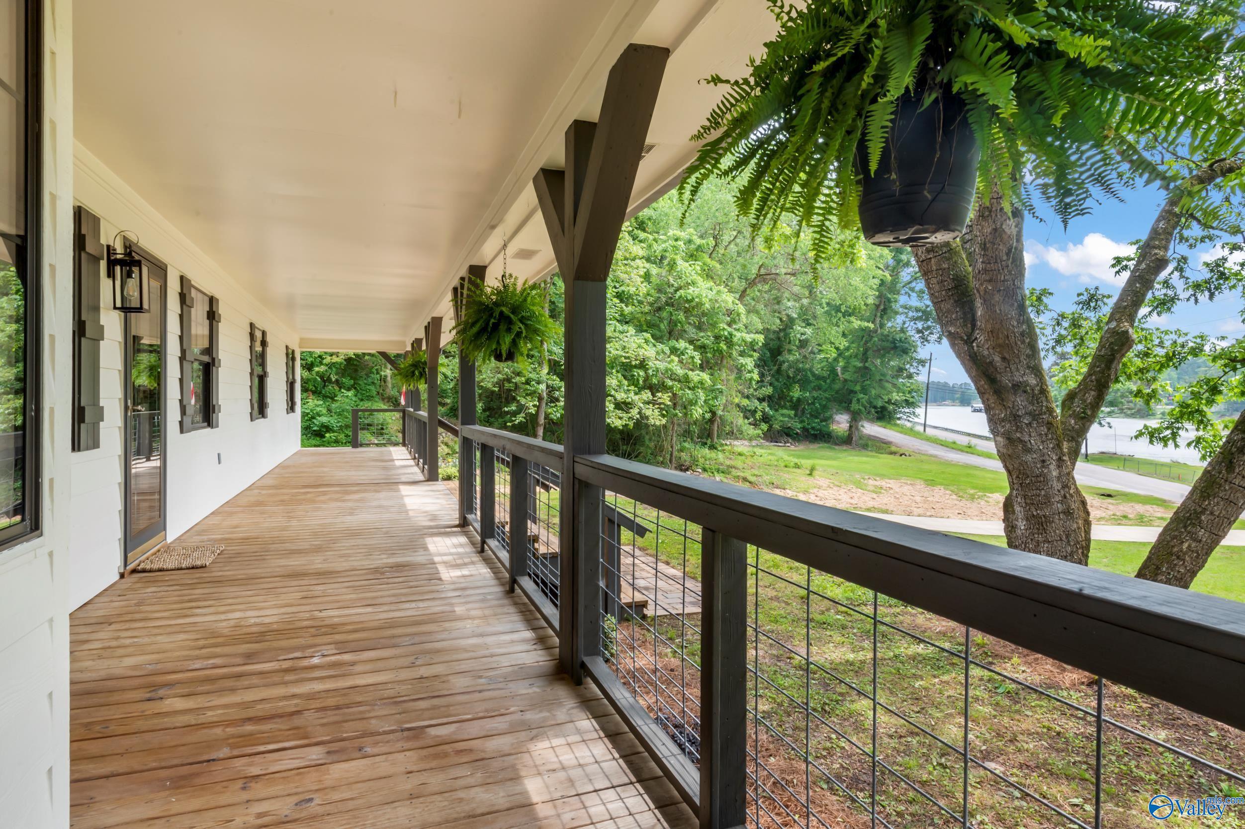 251 Riddles Bend Road