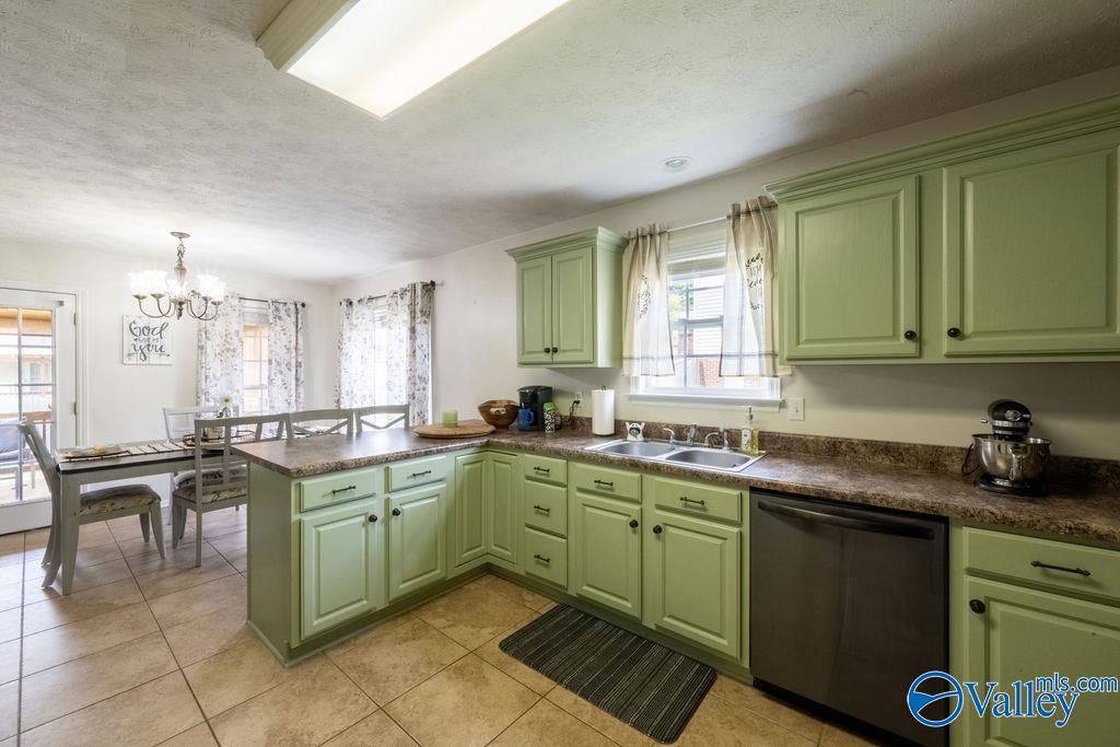 3071 Lakeview Circle