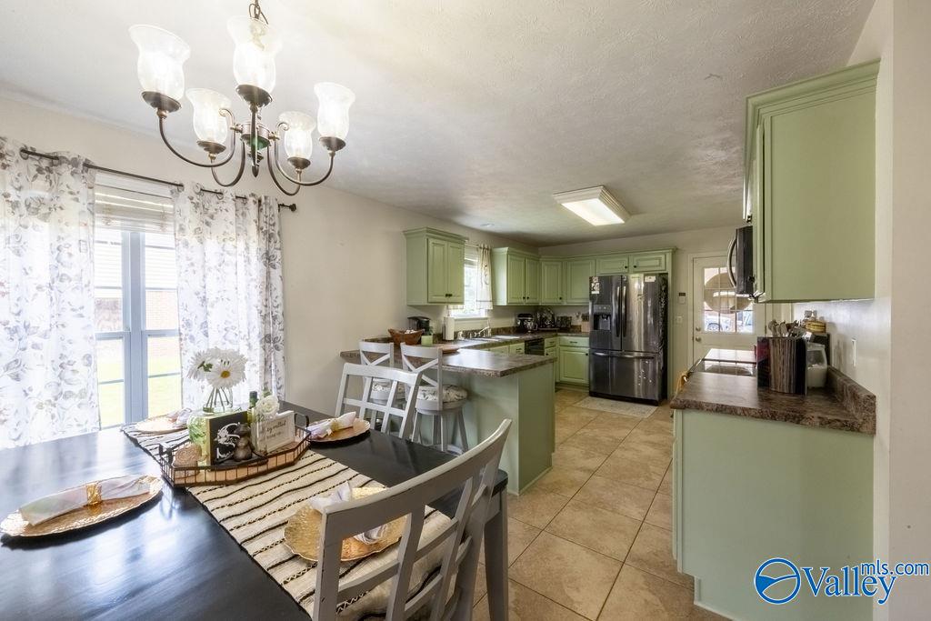 3071 Lakeview Circle