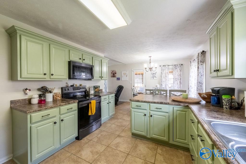 3071 Lakeview Circle