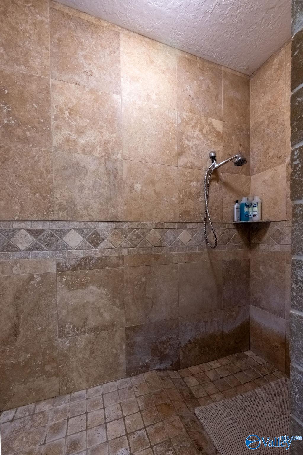 6027 Chula Vista Road