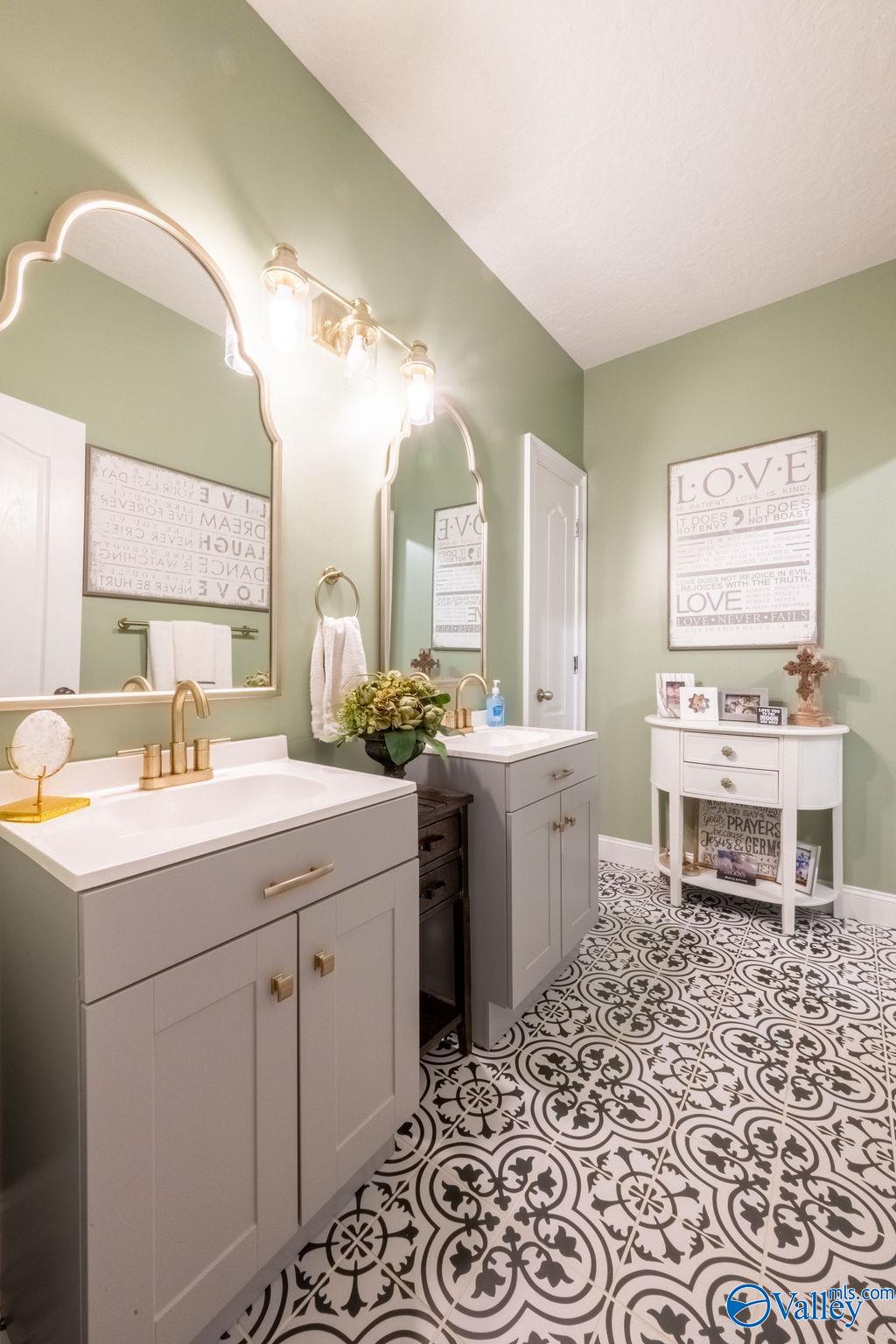 6027 Chula Vista Road