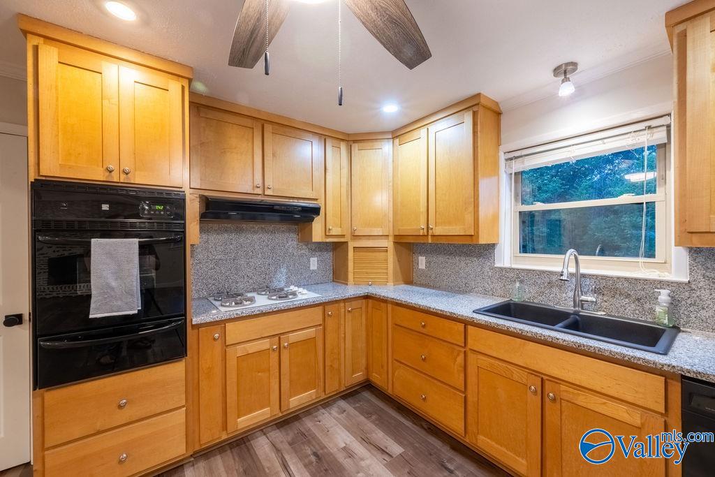 2742 Langdale Street