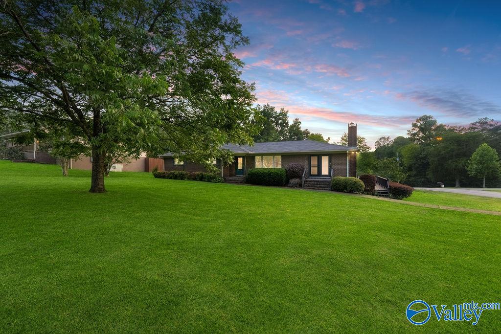 2742 Langdale Street