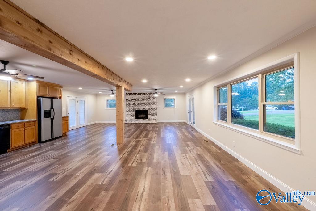 2742 Langdale Street