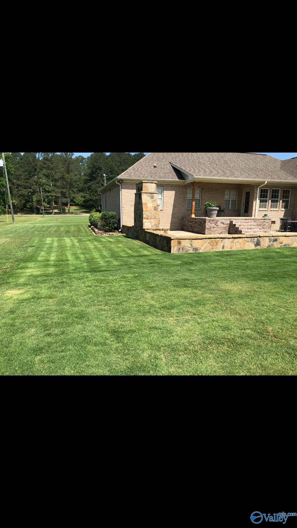 2801 Mountain View Drive