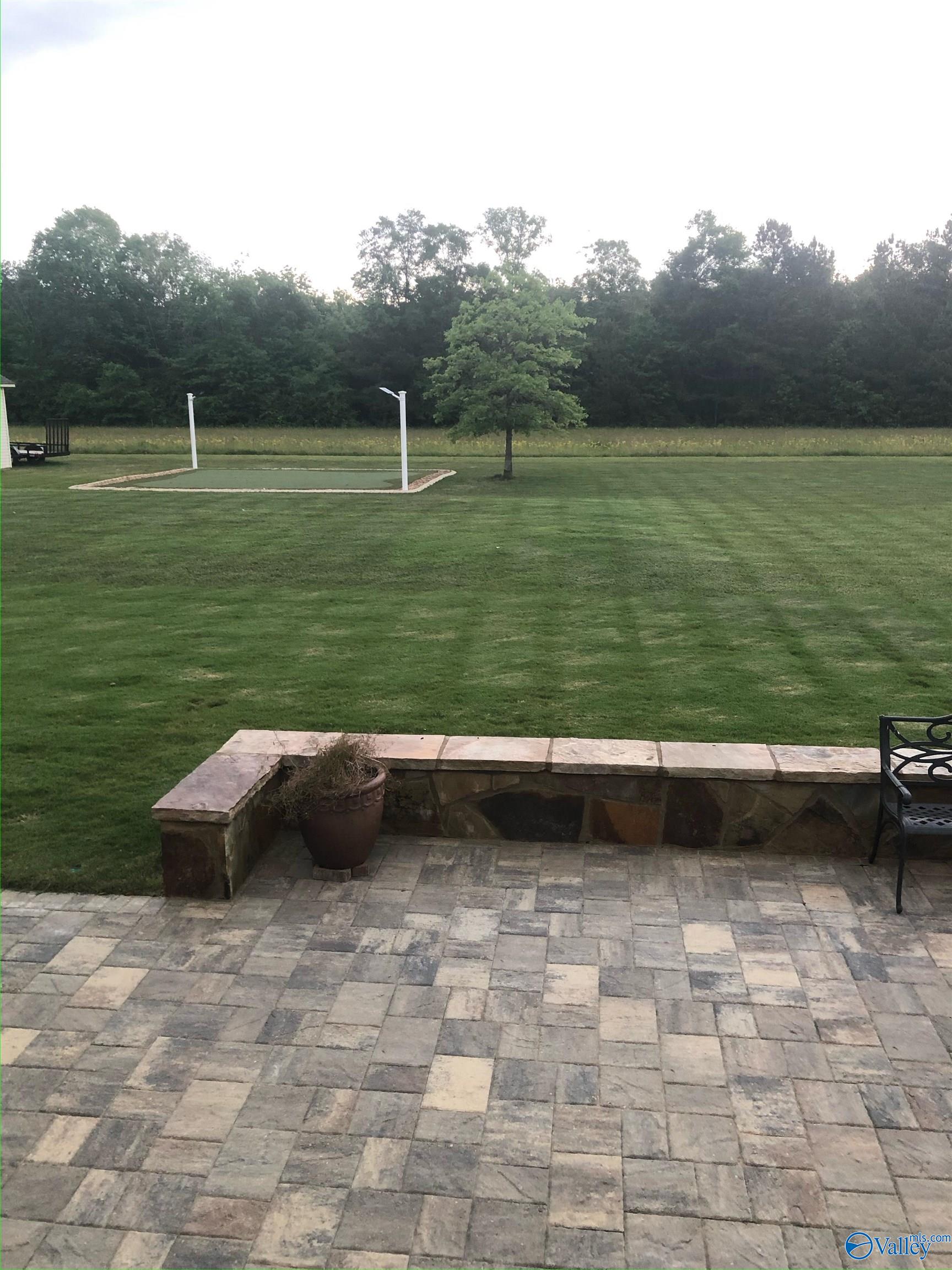 2801 Mountain View Drive